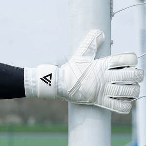 Gants de gardien de but en cuir de haute qualité, taille personnalisée, antidérapants, bracelet de poignet réglable, respirants, faible MOQ - Product Image 5