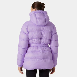 Veste matelassée pour femme de haute qualité, personnalisée, noire, OEM, fermeture éclair intégrale, ourlet réglable et matelassée, veste d'hiver en duvet pour femme - Product Image 2