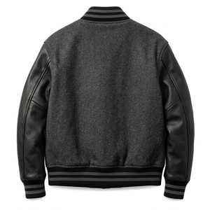 แจ็คเก็ตหนังสีดำแบบกำหนดเอง แจ็คเก็ต Letterman แขนหนัง ตัวเสื้อทำจากผ้าขนสัตว์ แจ็คเก็ตสไตล์ Bomber แนวสตรีทแวร์ คอเสื้อถักแบบริบ ผู้ผลิต OEM ODM จากสหรัฐอเมริกา - Product Image 2