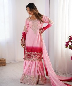 Ensemble Sharara brodé pour femme avec haut fantaisie et Dupatta Idéal pour les festivals et les cérémonies - Product Image 4