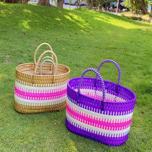 Sacs de courses rayés tissés à la main en plastique/nylon écologiques et réutilisables, fabriqués à la main, avec fermeture éclair recyclée, étuis à cosmétiques tendance - Product Image 1