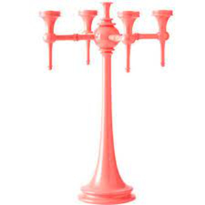 Candélabre en métal de grande taille avec centre de table en métal enduit de poudre de couleur rose et fournitures de décoration artisanales - Product Image 1