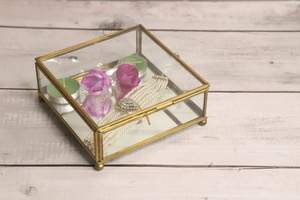 Caja de Vidrio Rectangular Decorativa de Metal, Organizador de Joyas Vintage Transparente, Exhibición de Recuerdos - Product Image 2