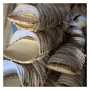 Plateau de séparation en bambou avec filet, plateau en bambou tissé à la main avec couvercle en filet pour le séchage et le stockage des fruits et légumes, fabriqué au Vietnam - Product Image 4