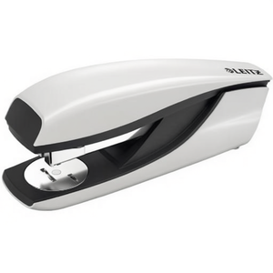 เครื่องเย็บกระดาษ Leitz NeXXt 5522 ความจุ 40 แผ่น (80 กรัม/ตร.ม.) ใช้กับลวดเย็บเบอร์ 24/6 แบบยึดแน่น/ถอดออกได้/เย็บตะปู  บรรจุลวดเย็บ 200 ชิ้น ขนาด 24/6  วัสดุโลหะ/พลาสติก สีเทา - Product Image 3