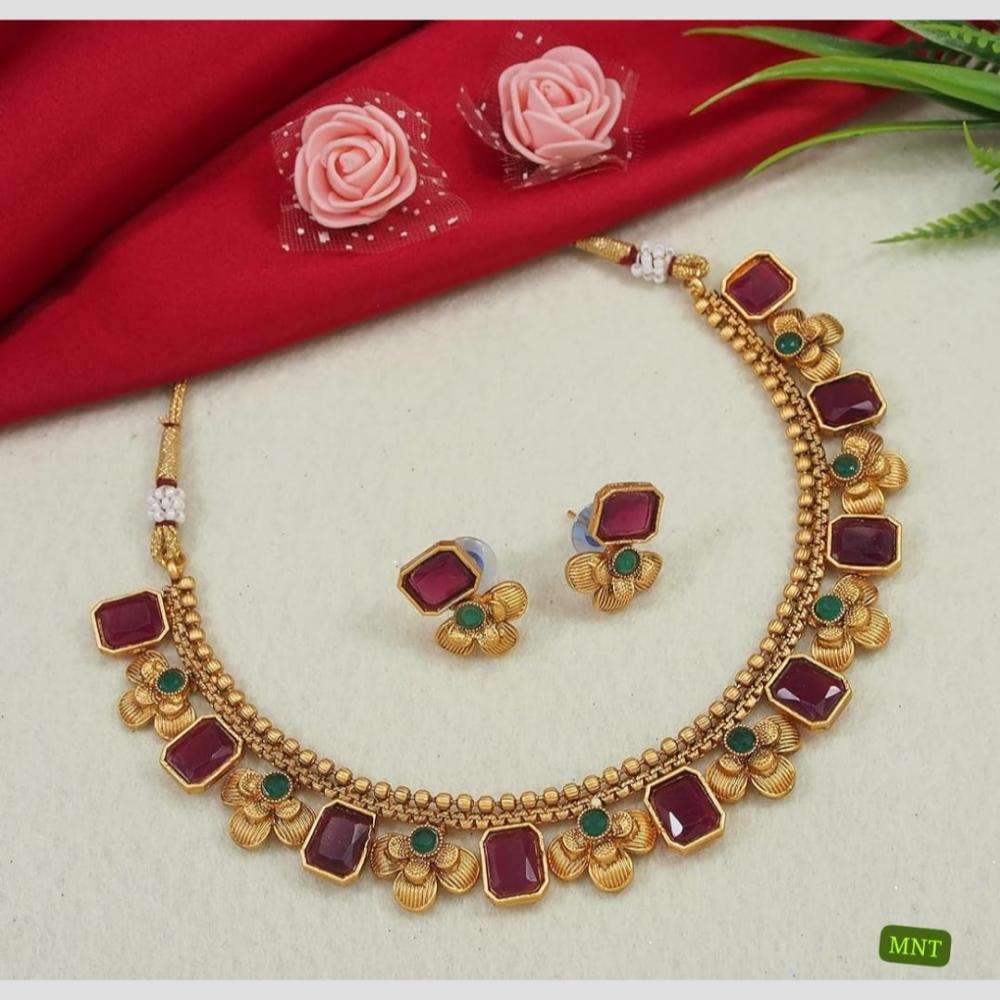 สีชมพูเข้ม &amp; เขียว