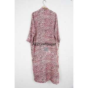 Kimono de Seda de Lujo Hecho a Mano para Mujer, con Cuello en V, Cierre con Cordón, Manga Tres Cuartos, Suave y Transpirable - Product Image 5