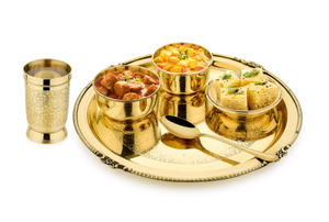 Ensemble de vaisselle en laiton de qualité supérieure, 6 pièces, gravé, authentique, indien, pour offrir en cadeau, ensemble de thali/assiettes en laiton pur - Product Image 5