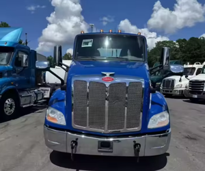 Se Vende Camión Usado Peterbilt 579 Day Cab 2017 2018 - Transmisión Manual de 10 Velocidades, Volante a la Izquierda/Derecha, Envío a Todo el Mundo - Product Image 2