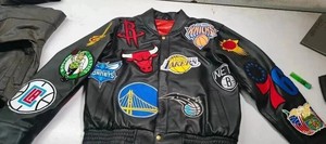 ผู้ผลิต OEM แจ็คเก็ตหนังแท้ทั้งตัว พร้อมป้ายปักคุณภาพสูง แจ็คเก็ตหนังวาร์ซิตี้แบบกำหนดเองสำหรับผู้ชายสไตล์นักศึกษา - Product Image 6