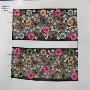 Dentelle brodée florale colorée élégante pour la mode, la décoration intérieure et les projets d'artisanat - Product Image 1