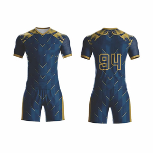 Nouvelle vente en gros de designs et logos personnalisés, vêtements de football avec impression par sublimation et respirant, kit d'entraînement, uniforme de football personnalisé - Product Image 4