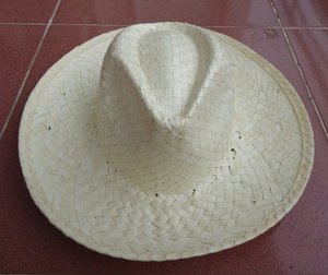 Sombreros de rafia hechos a mano naturales, sombrero de vaquero de paja de hoja de palma de algas marinas respetuoso con el medio ambiente para hombres, mujeres y niños, hecho en Vietnam - Product Image 6