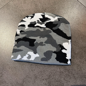 Gorro de Invierno para Hombre con Jacquard de Camuflaje Informal, Gorro de Punto con Bordado 3D en Existencia, Gorros de Punto de Camuflaje - Product Image 3