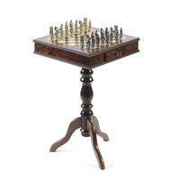 Table d'échecs en bois au design moderne Fournitures de jeu Salle de sport Échiquier Journée sportive Compétition Jeu d'échecs intérieur