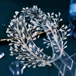 Diadema Bridella BHP595-S con Cuentas Plateadas Sedosas y Detalles de Cristal, Ajuste Cómodo, Tocado Nupcial para Bodas y Eventos Formales - Product Image 1