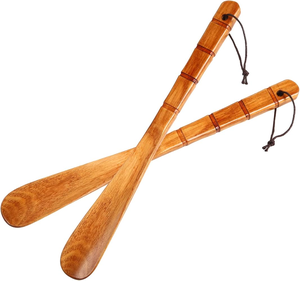 Shoehorn עץ ארוך לגברים ולנשים קל נעל ללבוש ארוך ידית ארוכה עבור נוחות קשישה עץ לנחמה קשישה נוחות אישית
