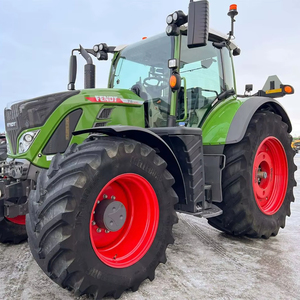 Tracteur Fendt 718 à vendre à bas prix, puissant et durable, idéal pour l'agriculture, avec une utilisation confortable et un excellent rapport qualité-prix. - Product Image 1