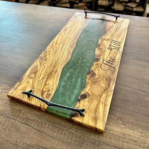 Plateau minimaliste en résine et bois fait à la main, organisateur fonctionnel pour table de toilette, bureau et espace de vie à prix compétitif - Product Image 4