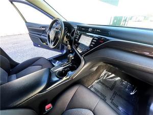 Usado 2018 para Camry L-E LHD Grado Industrial 3 Años de Garantía Origen Estadounidense - Product Image 2