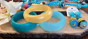 Nouveauté Mode Pas Cher Vente en Gros Acrylique Bracelet Acrylique Multicolore Texture Courbée Irrégulière Acrylique Acétate Bracelets - Product Image 2