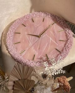 HORLOGE MURALE EN RÉSINE AVEC Horloge Murale au Design Artistique Fait Main Unique Art Résine d'Inde - Product Image 1