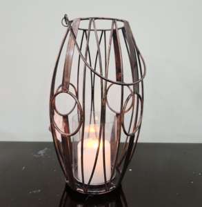 Linterna de malla de alambre de metal duradera grande para decoración de entrada, linterna de vela de Pilar hecha a mano para decoración navideña del hogar - Product Image 3