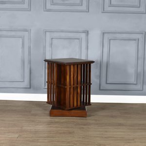 Librería Minimalista Margaret de Madera de Caoba Maciza con Estantes Giratorios, Base Cuadrada, Diseño Ecológico y Duradero para Sala de Estar - Product Image 2