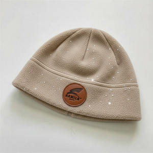 Bonnets unisexes de qualité supérieure en noir, prêts pour le voyage, respirants, imperméables, ajustables, vente en gros avec votre propre logo - Product Image 6