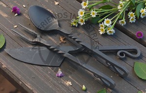 Ensemble de couverts médiévaux forgés à la main en acier inoxydable 430 de haute qualité, couverts de table pour les fêtes, couteau, fourchette, cuillère - Product Image 2