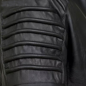 Chaqueta de Motociclista de Cuero para Hombre de Alta Calidad con Logotipo Frontal en Tela de Lona Personalizable, Impermeable y Transpirable - Product Image 6