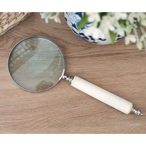 Loupe vintage à monture métallique 10X avec lentille zoom à texture ancienne poignée antidérapante pliable pour smartphone et tablette - Product Image 2