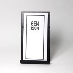 Elegante tarjetero de Metal negro Elegante soporte de exhibición de menú de escritorio para restaurantes Hoteles Recepciones o cabinas comerciales hechas a mano - Product Image 1