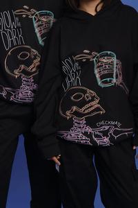 Sudadera unisex de estilo urbano, Sudadera con capucha de gran tamaño personalizada para hombre con diseño impreso para trajes casuales para invierno - Product Image 3