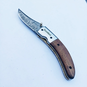 Couteau de poche multifonctionnel portable damas pour camping en plein air avec manche en bois - Product Image 4