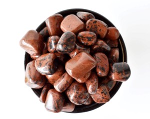 Piedras de Obsidiana Roja Pulida al por Mayor, Piedras Preciosas para Protección, Sanación Reiki y Decoración - Product Image 1