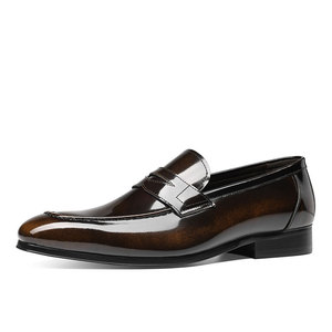 Chaussures habillées brodées avec motif unique et embout renforcé pour hommes, en cuir - Product Image 5
