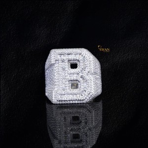 Anillo personalizado de plata 925 con letras B de diamante cultivado en laboratorio, joyería de declaración de Hip Hop, regalo de lujo para hombres con estilo - Product Image 1