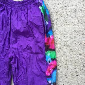 Haute qualité hommes décontracté coupe-vent pantalon Shorts violet respirant Nylon taille personnalisée taille élastique surdimensionné coupe ample Baggy - Product Image 4