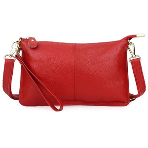 Bolso de mano de moda para mujer, superventas, de color sólido bolso de hombro, estilo de cuero PU, bolsos de hombro de moda para mujer - Product Image 3