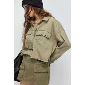 Chaqueta Vaquera con Detalles de Accesorios - Product Image 5