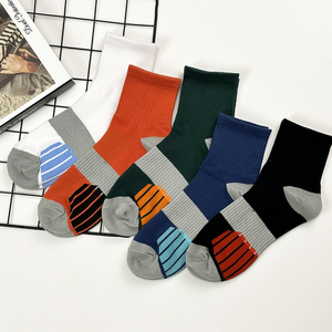 Calcetines ligeros de cinco dedos, cómodos y transpirables, ideales para ropa deportiva, gimnasio y actividades al aire libre - Product Image 5