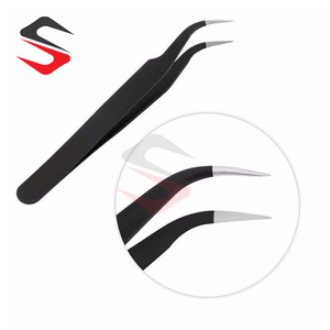 Pince à épiler pour extensions de cils en acier inoxydable, noire, à pointe incurvée, fabriquée par SHU & CO - Product Image 1