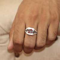 Bague Chevalière Homme Faite Main en Argent Sterling 925, Pierre Précieuse Grenat Rouge Sertie en Bezel, Plaqué Or 22 carats, Style Bohème Chrétien Personnalisable