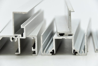 Profils d'extrusion d'aluminium industriels de haute qualité prêts pour l'exportation Applications de dissipateur de chaleur de porte LED CNC traitées Made Vietnam