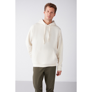 Sudadera con Capucha Extra Grande para Hombre GRIMELANGE Steve, con Bolsillo Canguro y Cordón Ajustable, Tejido Ultra Suave - Product Image 5