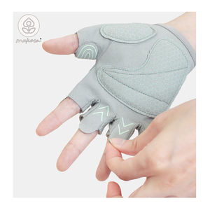 Skyfit ถุงมือออกกำลังกายโยคะอากาศสบายจับกระชับ - Product Image 5