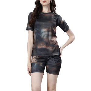 Tenue à la mode Look Premium Qualité Femmes Shorts Ensemble O Cou Col À Manches Courtes Femmes D'été Twin Shorts Ensembles Logo Personnalisé - Product Image 1
