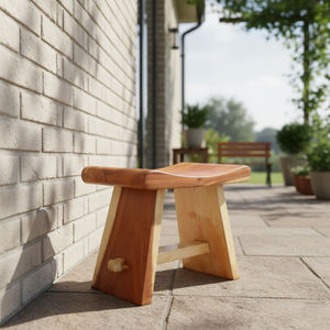 Taburete Curvo de Madera Maciza de Suar/Monkey Pod, Diseño Industrial Moderno, Construcción Duradera y Ecológica, Precio Competitivo, para Sala de Estar - Product Image 4