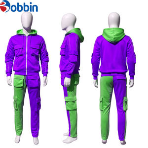 ชุดวอร์มผู้ชายแบบมีฮู้ด 2 ชิ้น สไตล์คาร์โก้  รับสกรีนโลโก้  ลำลอง กระเป๋าหลายช่อง  แบบสีตัดต่อ  ชุดวอร์มผู้ชายรุ่นใหม่ - Product Image 4